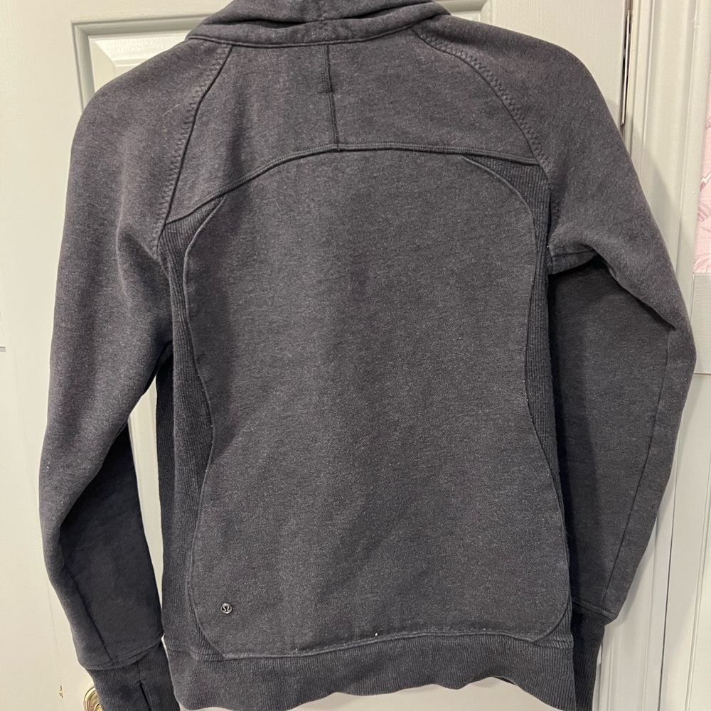 lululemon athletica Women's Dark Gray Asymmetrical Zip Jacket - Picture 2 of 6